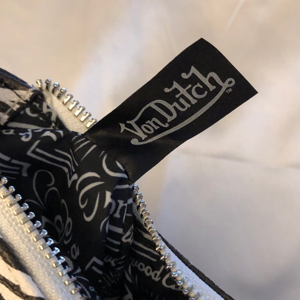 Von Dutch Zebra Print Shoulder Bag Red Trim & Logo Silver Chain + Wrench NWT - Picture 15 of 16